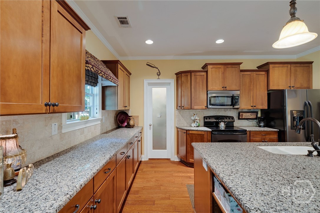 2103 Whitlow View Drive Property Photo 24
