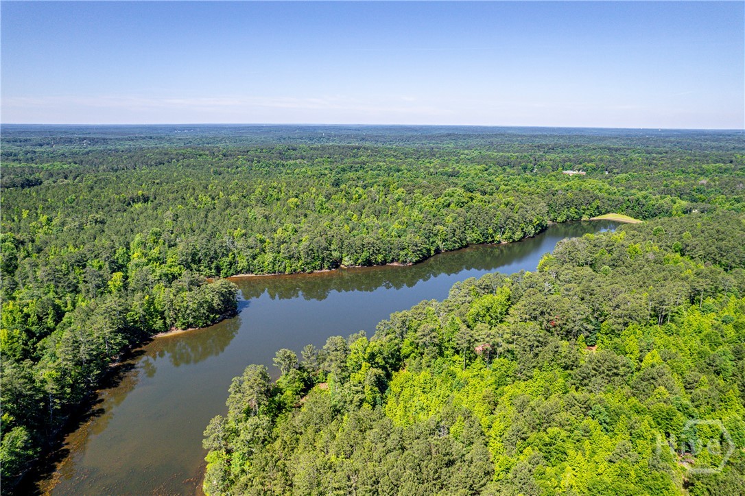 460 Se Honey Creek Property Photo 9