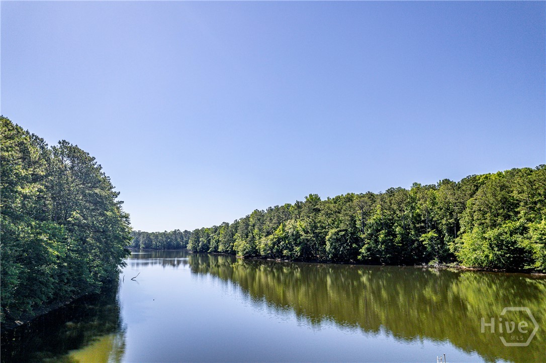 460 Se Honey Creek Property Photo 18