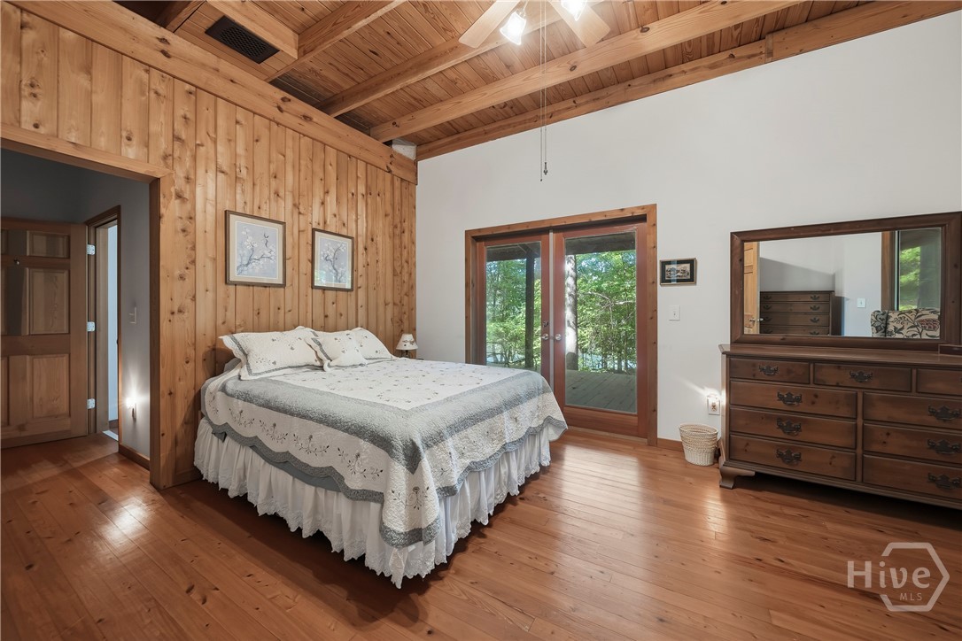 460 Se Honey Creek Property Photo 30