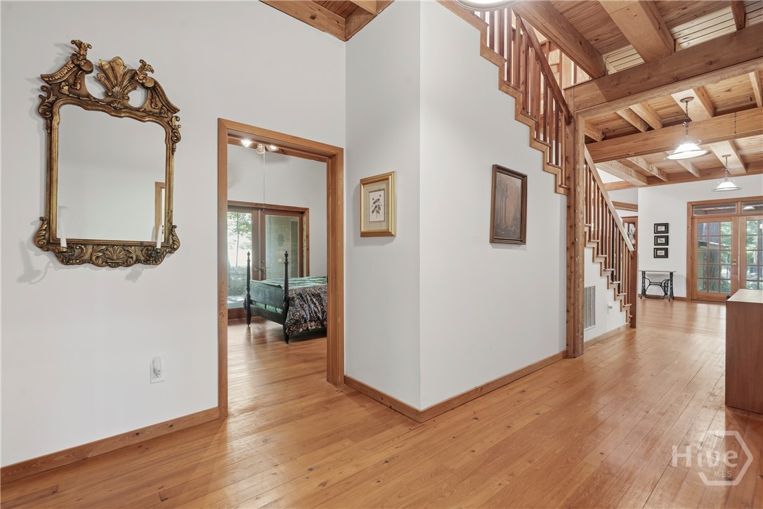 460 Se Honey Creek Property Photo 59
