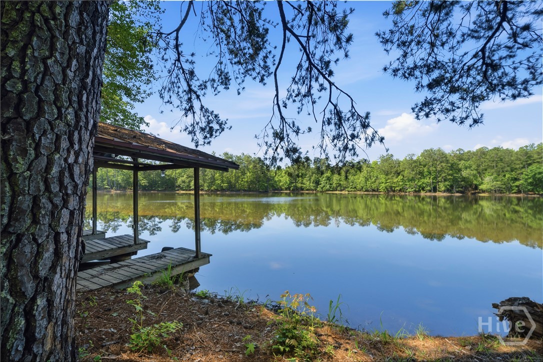 460 Se Honey Creek Property Photo 8