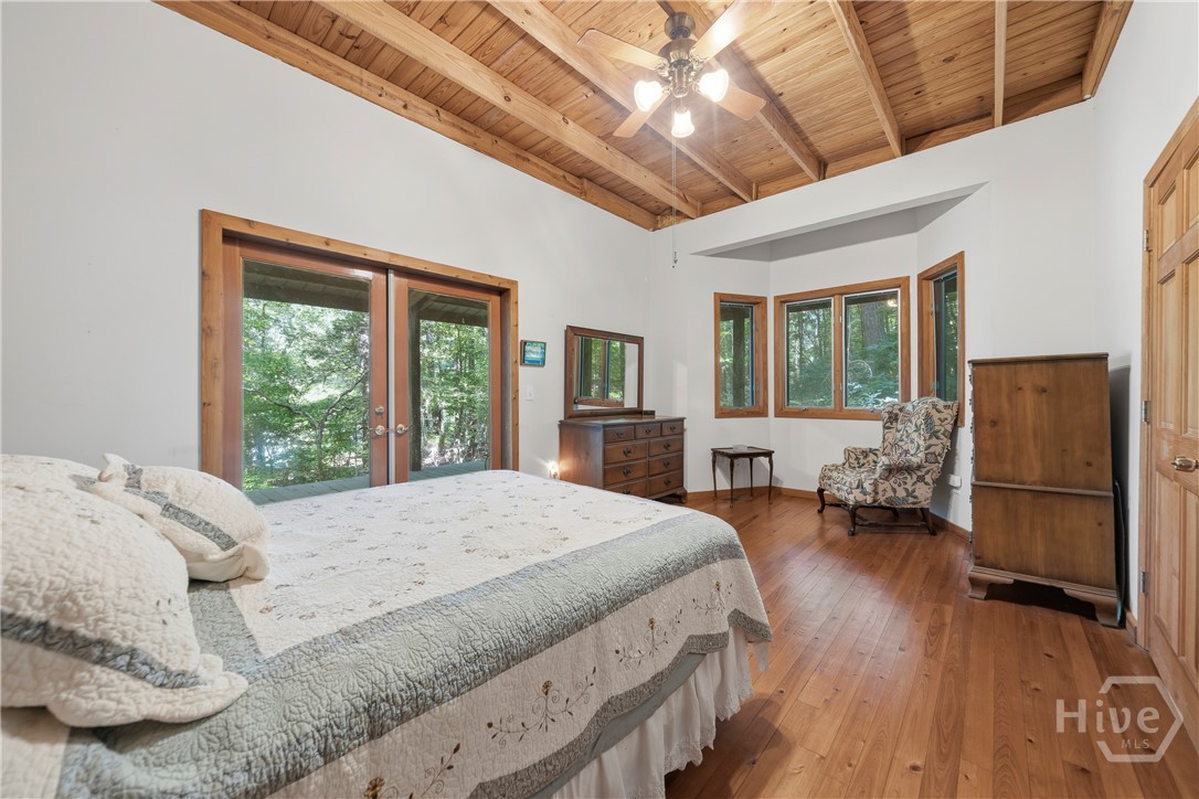 460 Se Honey Creek Property Photo 31