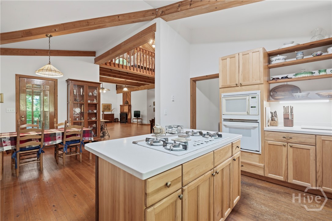 460 Se Honey Creek Property Photo 52
