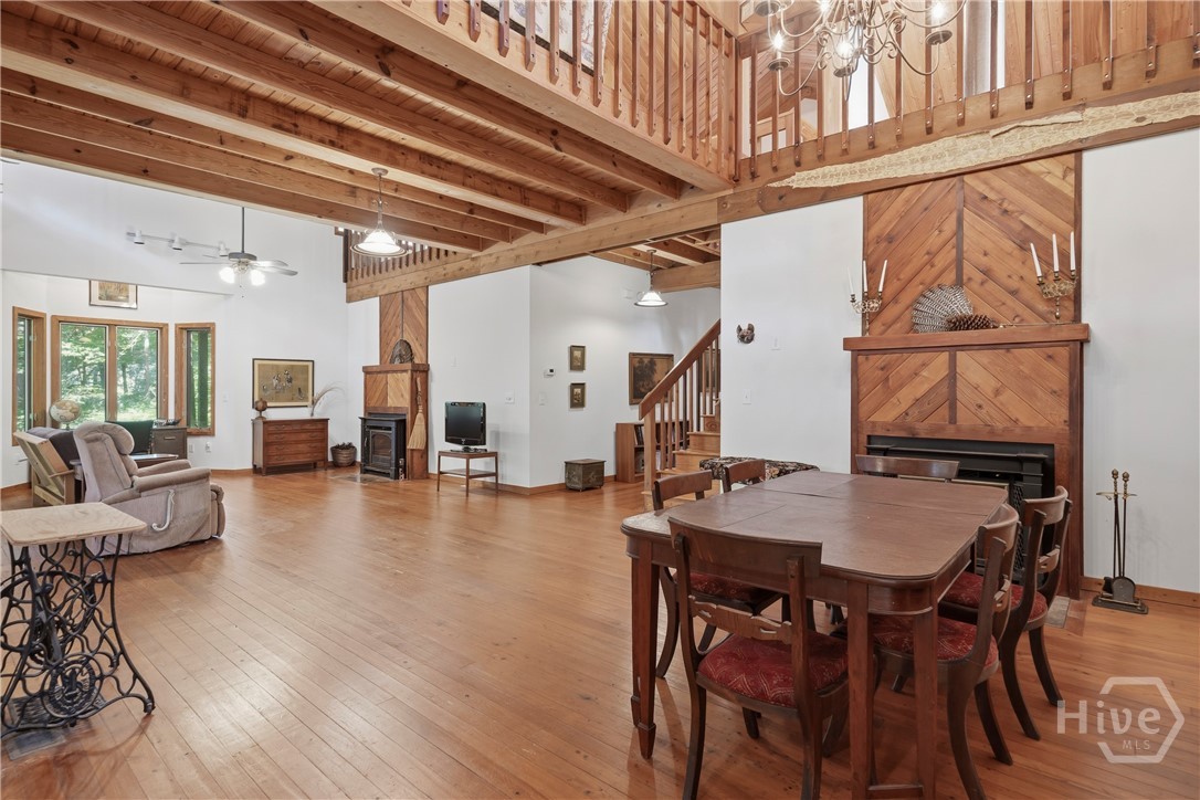 460 Se Honey Creek Property Photo 53