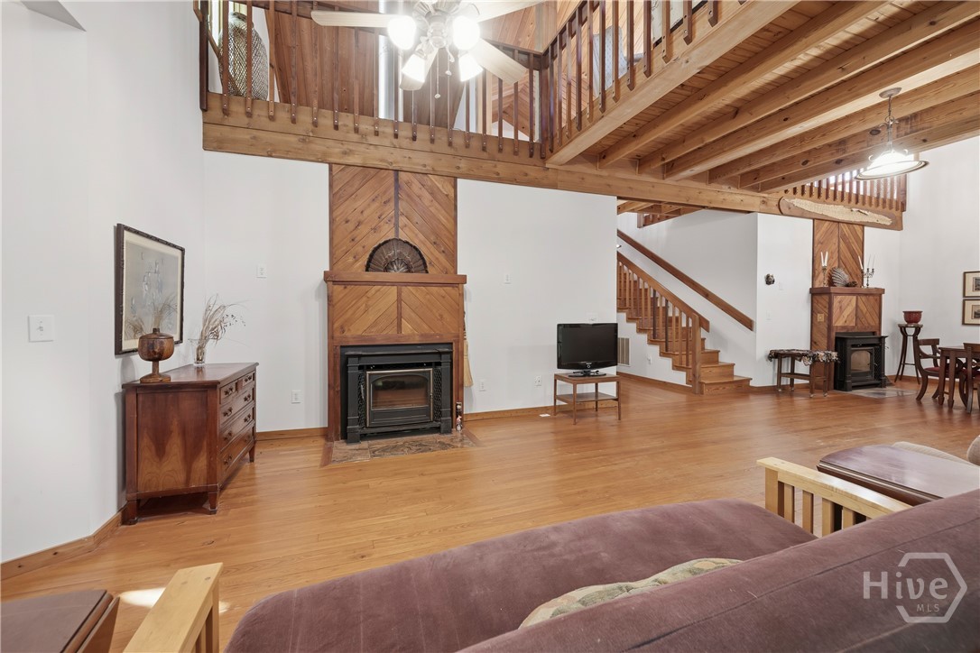 460 Se Honey Creek Property Photo 56