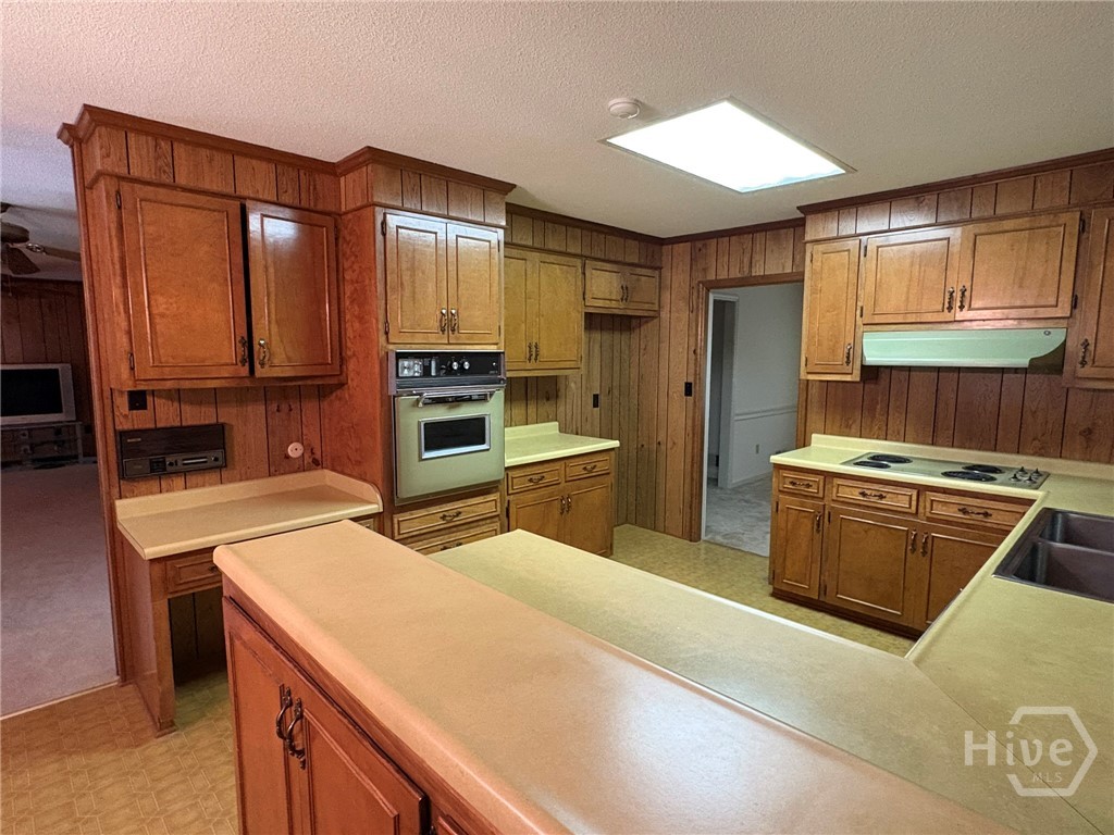 199 Williamsburg Lane Property Photo 10