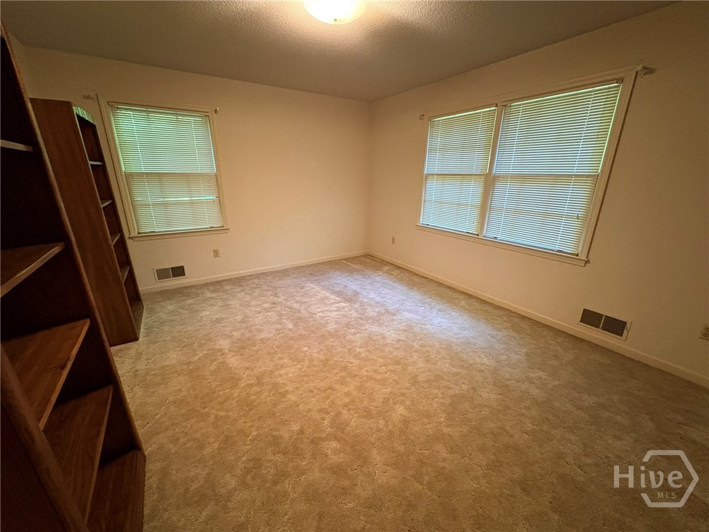199 Williamsburg Lane Property Photo 20