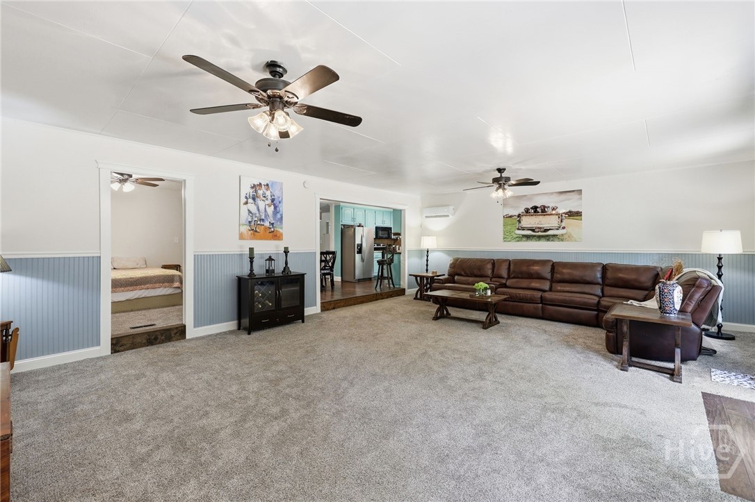 101 Fairlane Court Property Photo 32