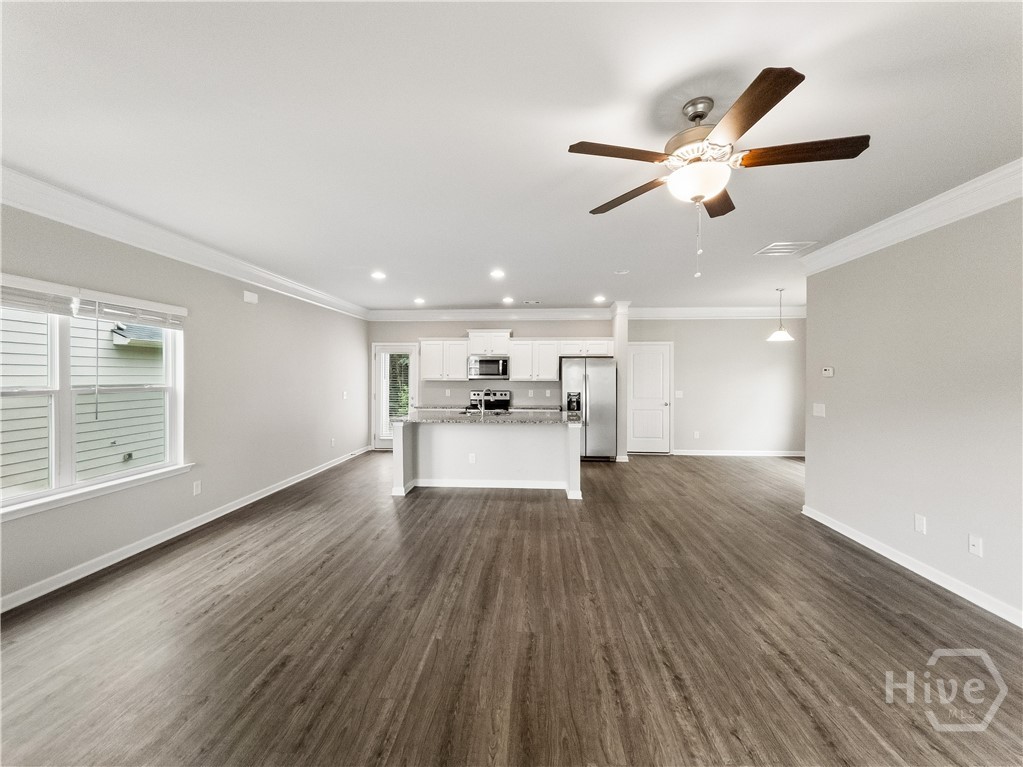 1272 Towne Square Court Property Photo 7