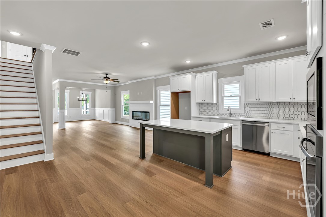 231 Marable Street E Property Photo 8