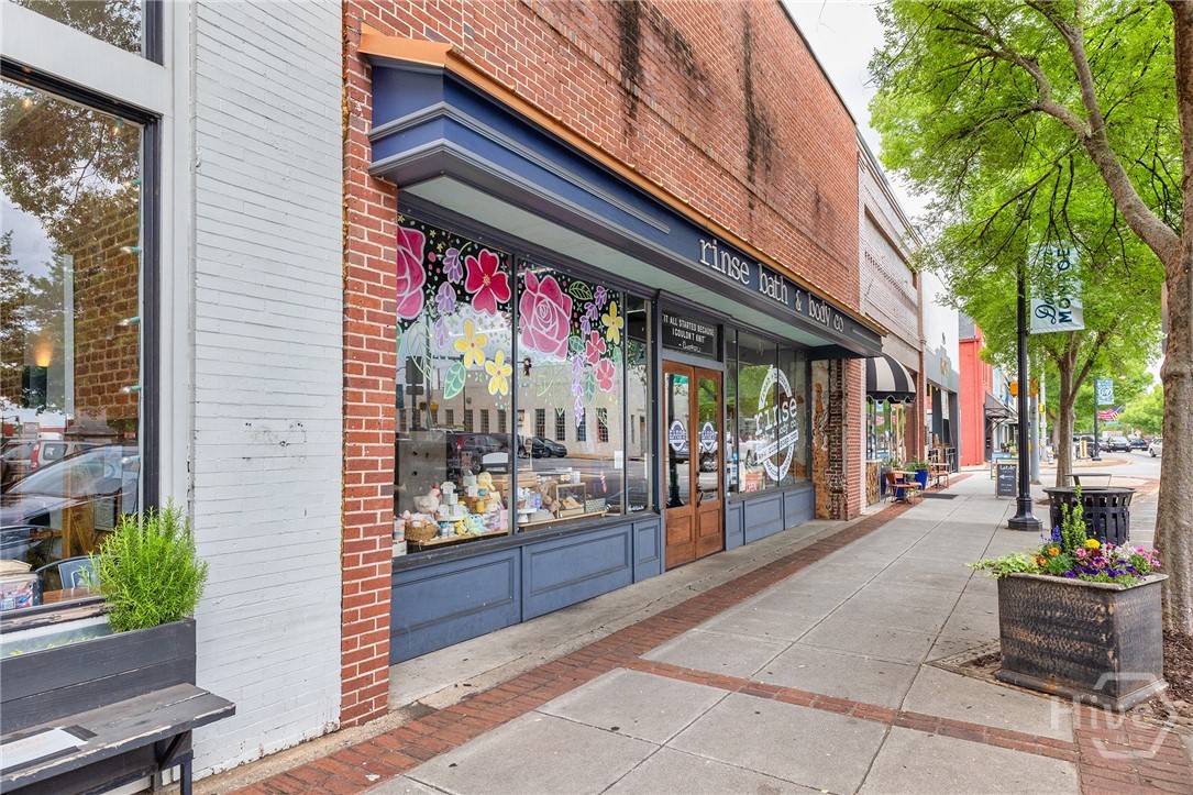 231 Marable Street E Property Photo 45