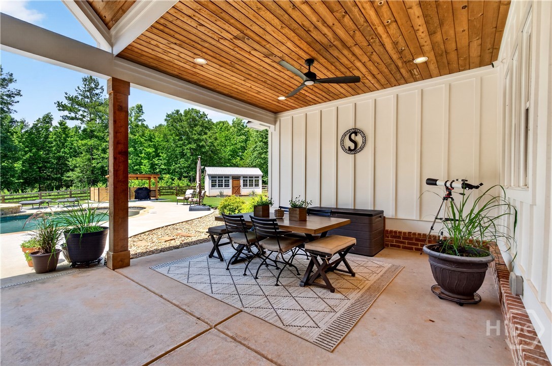 1033 Mcleod Estates Drive Property Photo 37
