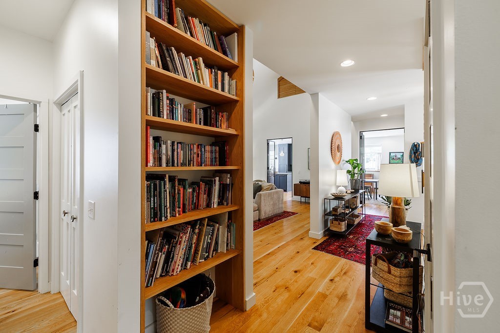 610 Holman Avenue Property Photo 6
