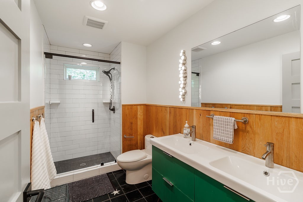 610 Holman Avenue Property Photo 39