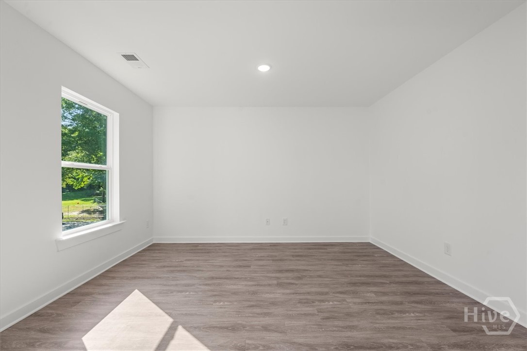 540 Lillian Way Property Photo 20