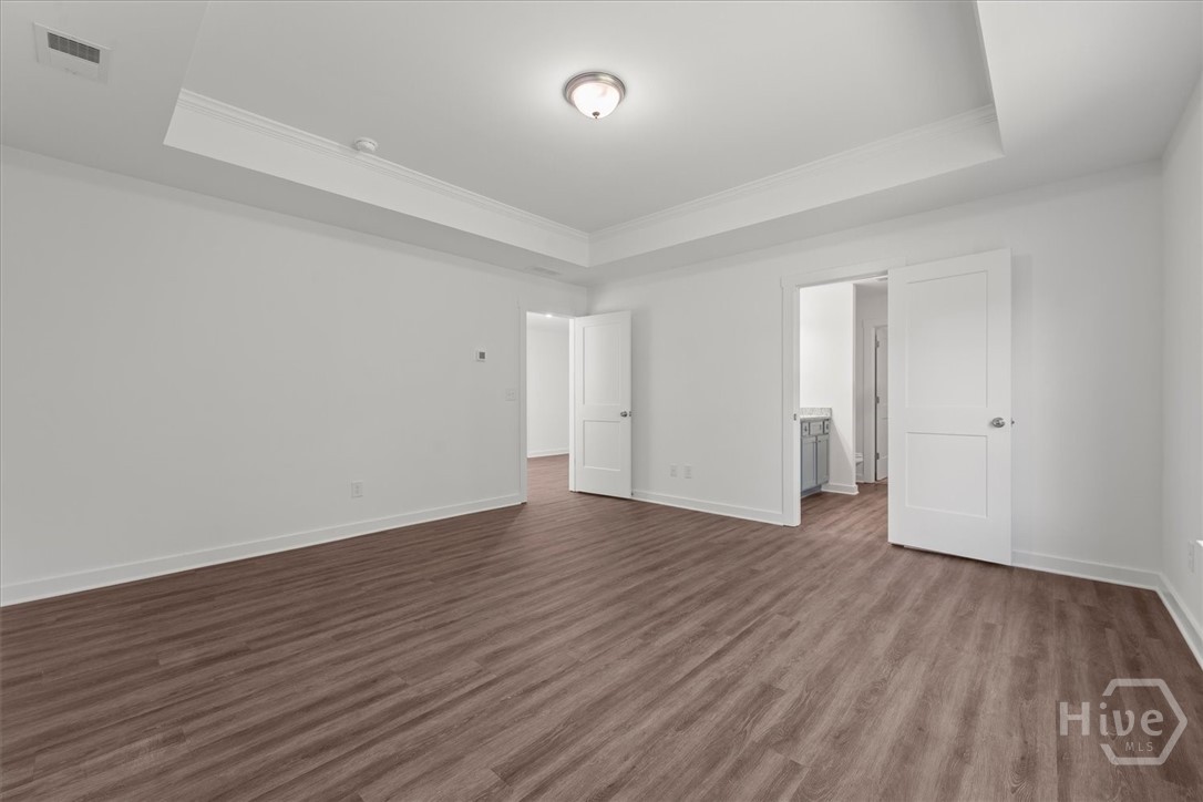 546 Lillian Way Property Photo 18