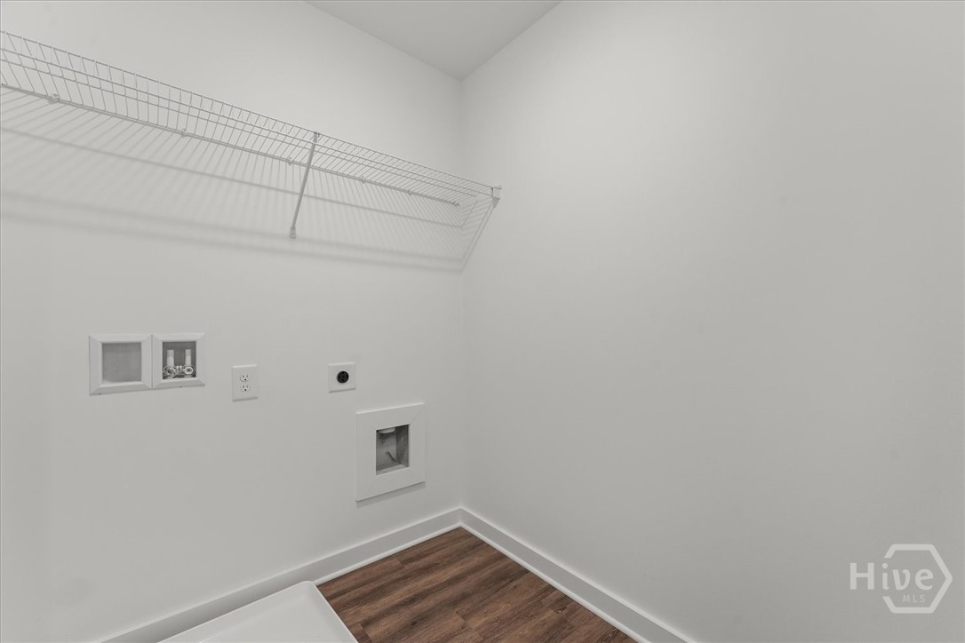 546 Lillian Way Property Photo 31
