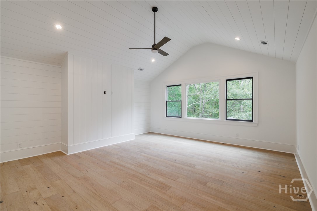 242 Carriage Avenue Property Photo 31