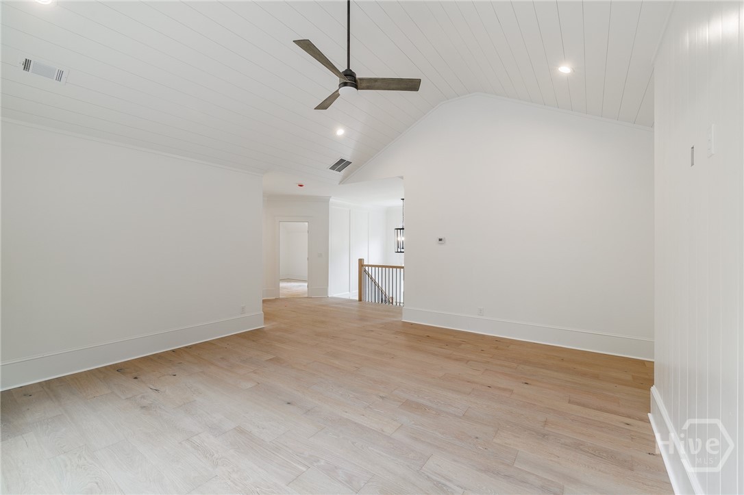 242 Carriage Avenue Property Photo 32