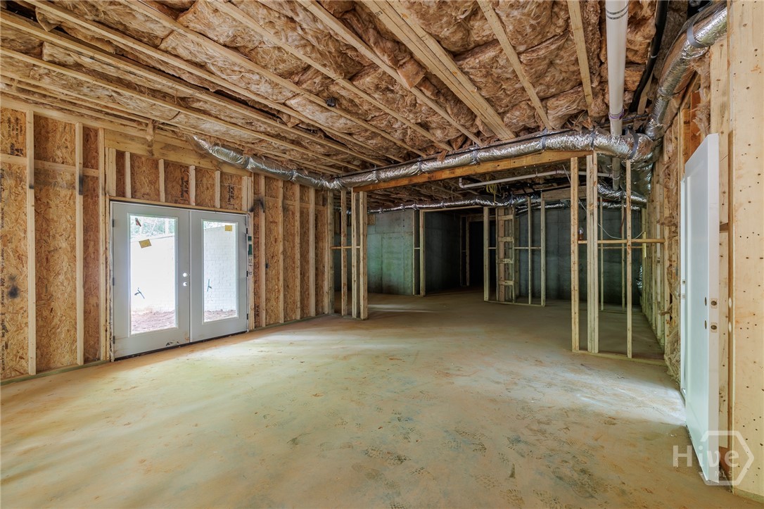 242 Carriage Avenue Property Photo 48