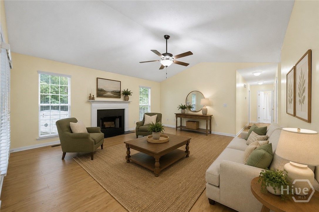 320 River Chase Drive Property Photo 5