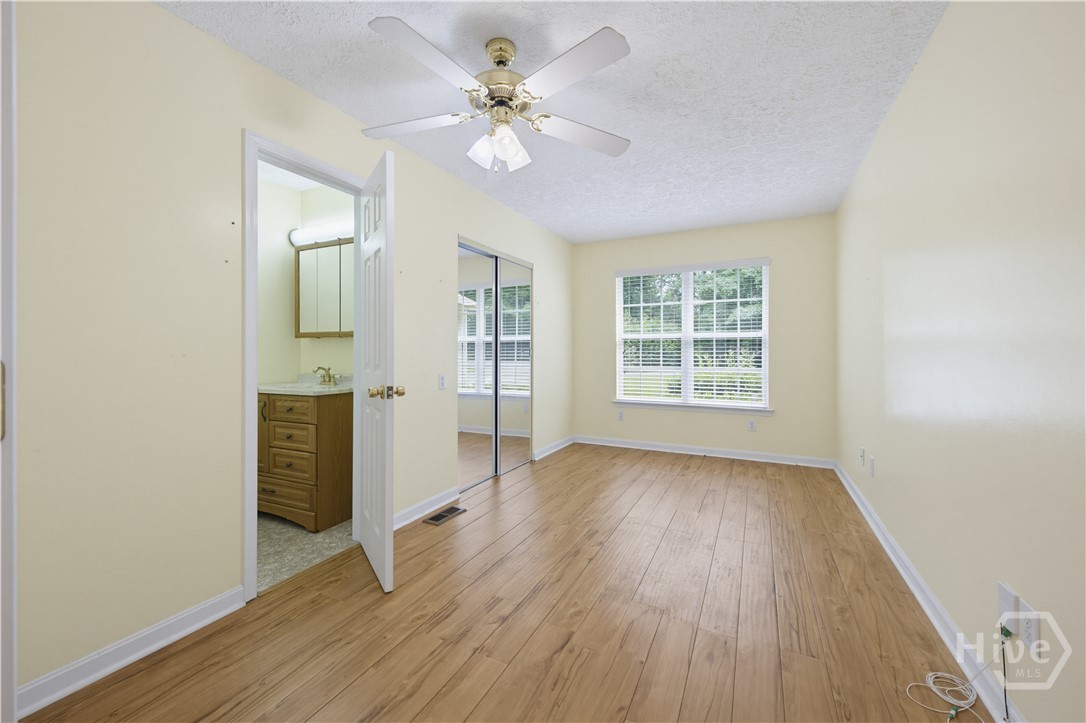 320 River Chase Drive Property Photo 19