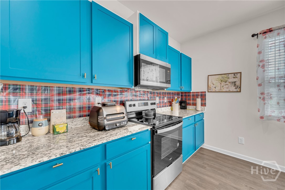 135 Starbuck Parkway Property Photo 17