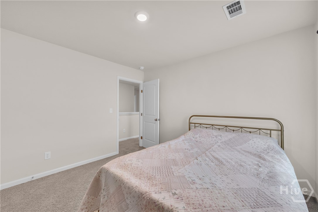 135 Starbuck Parkway Property Photo 42