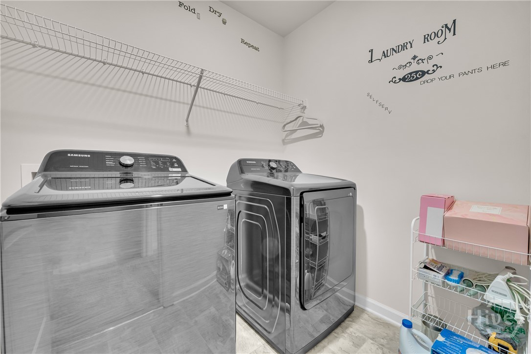 135 Starbuck Parkway Property Photo 45