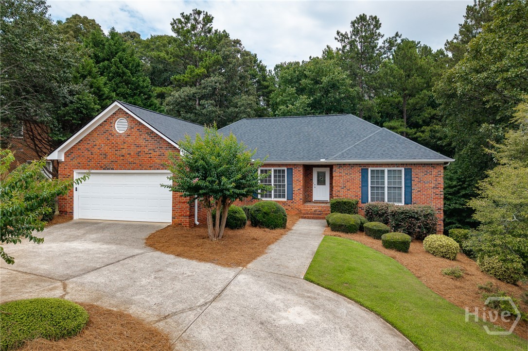 825 Saint Ives Lane Property Photo