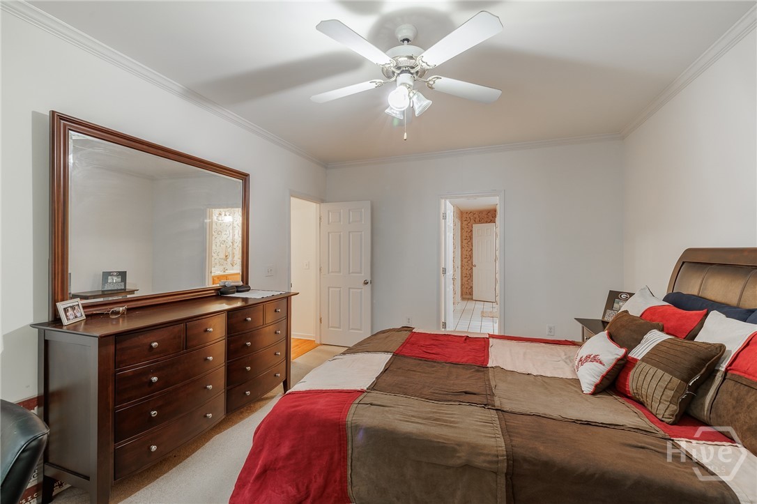 825 Saint Ives Lane Property Photo 14