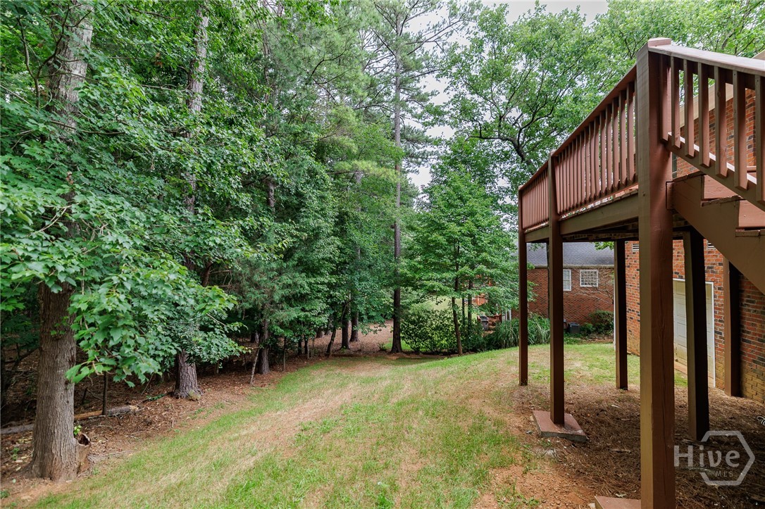 825 Saint Ives Lane Property Photo 24