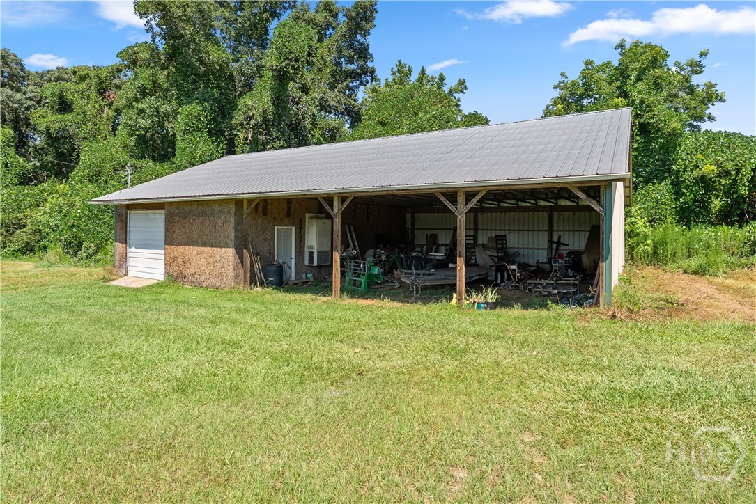 1121 Beacon Light Road Property Photo 6