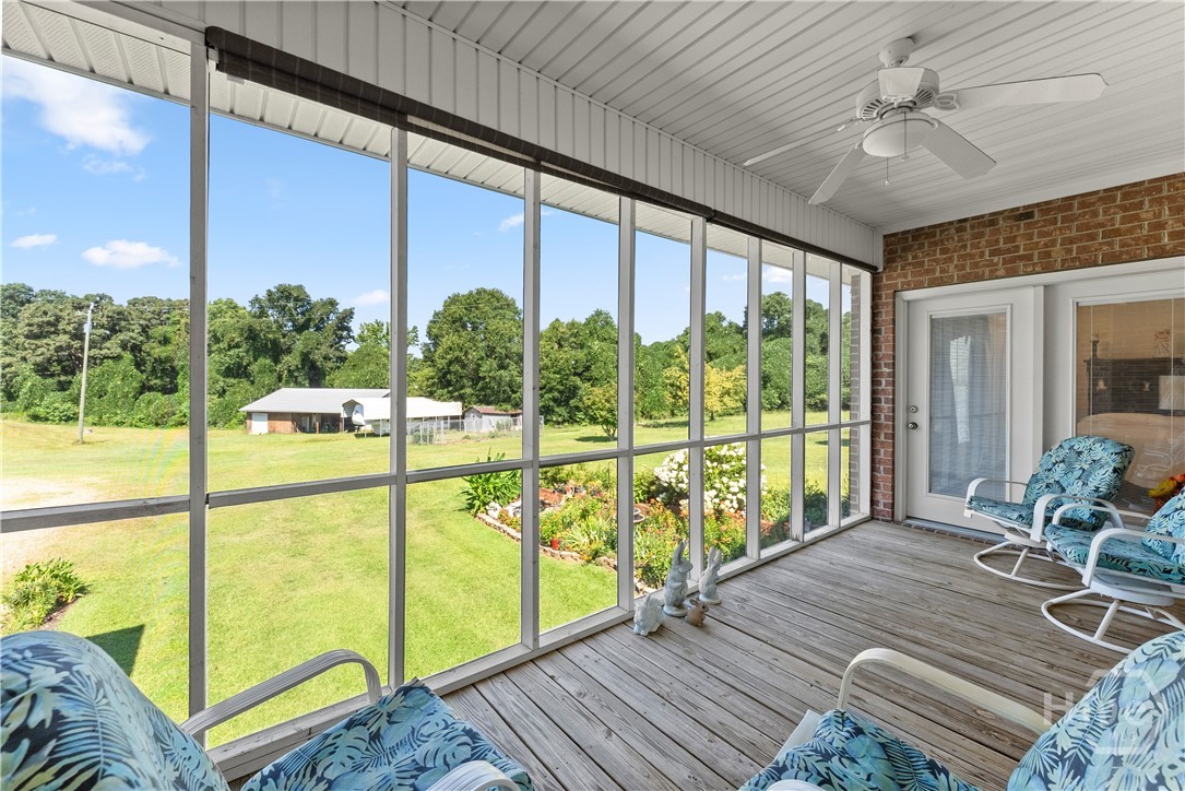 1121 Beacon Light Road Property Photo 12