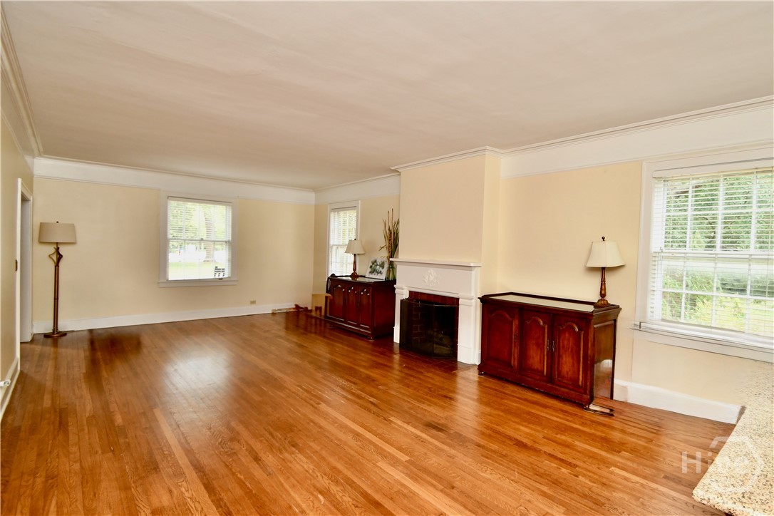 7 & 18 S Main Street Property Photo 16