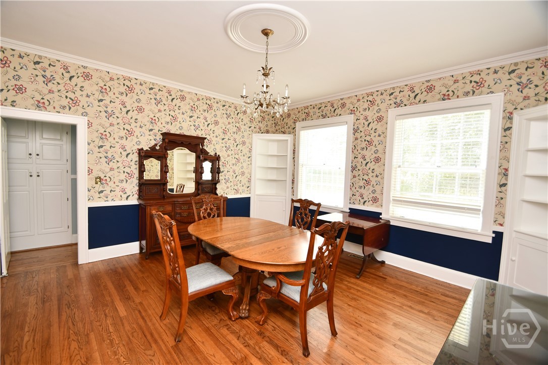 7 & 18 S Main Street Property Photo 17