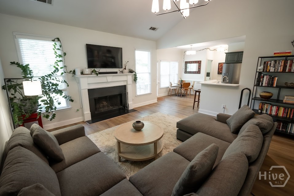 105 Green Top Way Property Photo 6