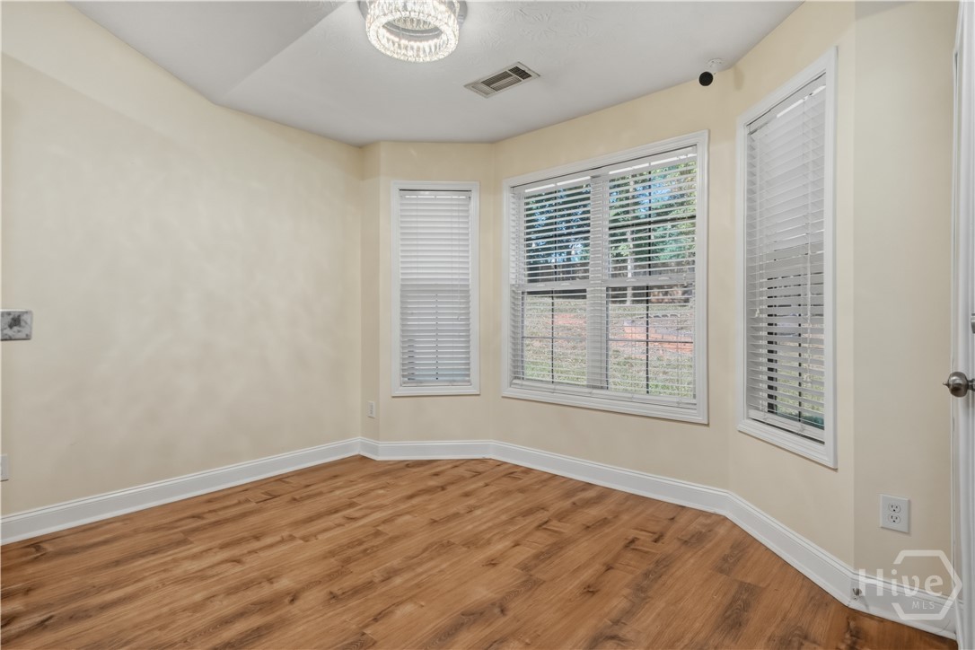 1095 Jasmine Drive Property Photo 18