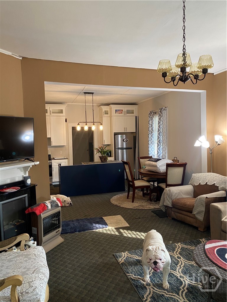 147 White Circle Property Photo 5