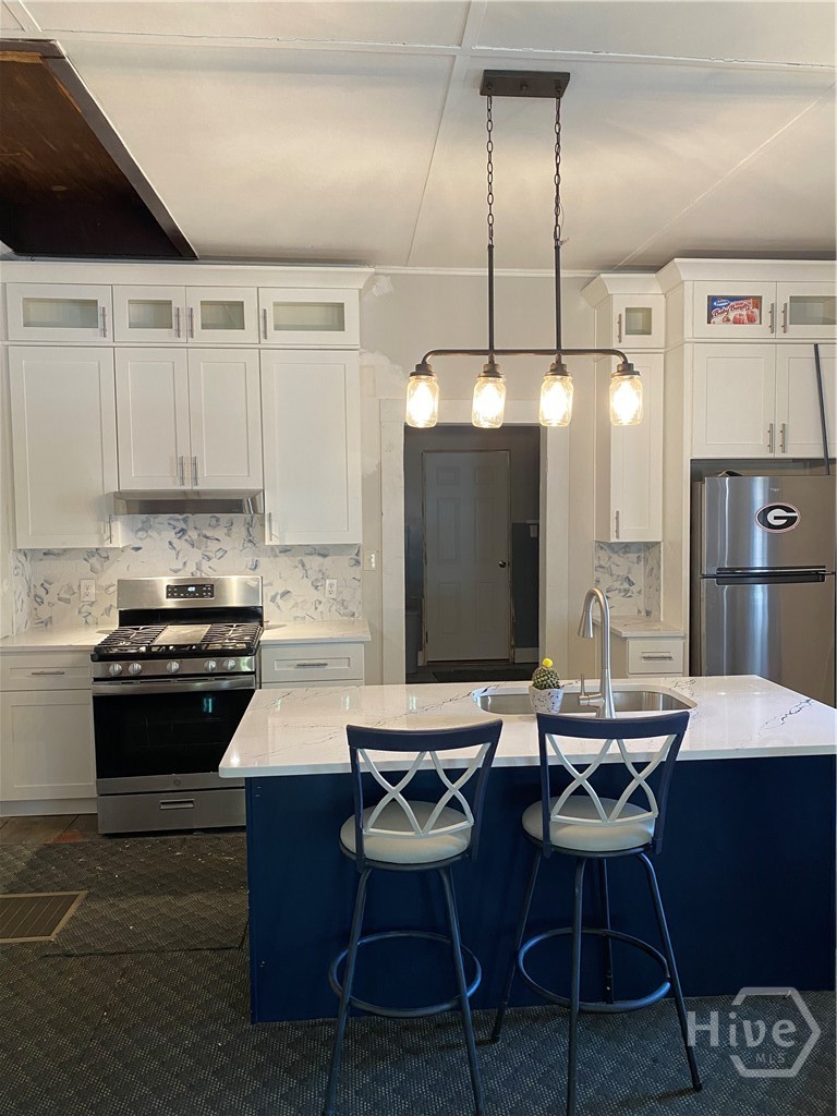 147 White Circle Property Photo 6