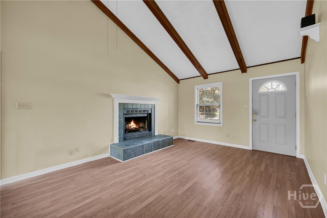185 Live Oak Place Property Photo 10