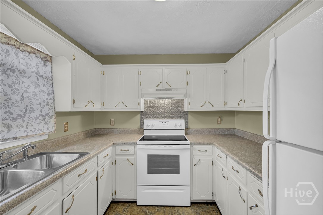 185 Live Oak Place Property Photo 18