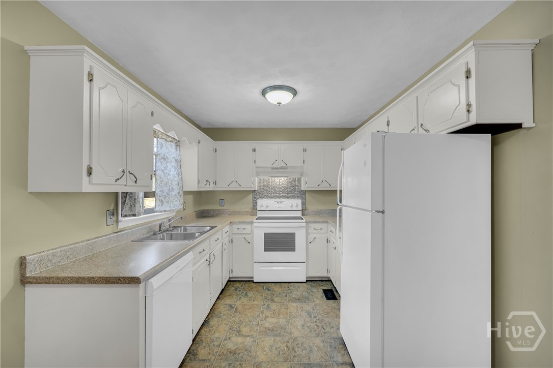 185 Live Oak Place Property Photo 19