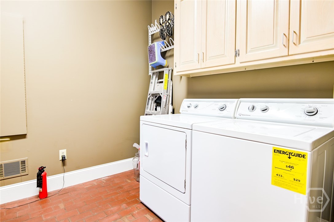 1010 Forrest Hills Point Property Photo 50