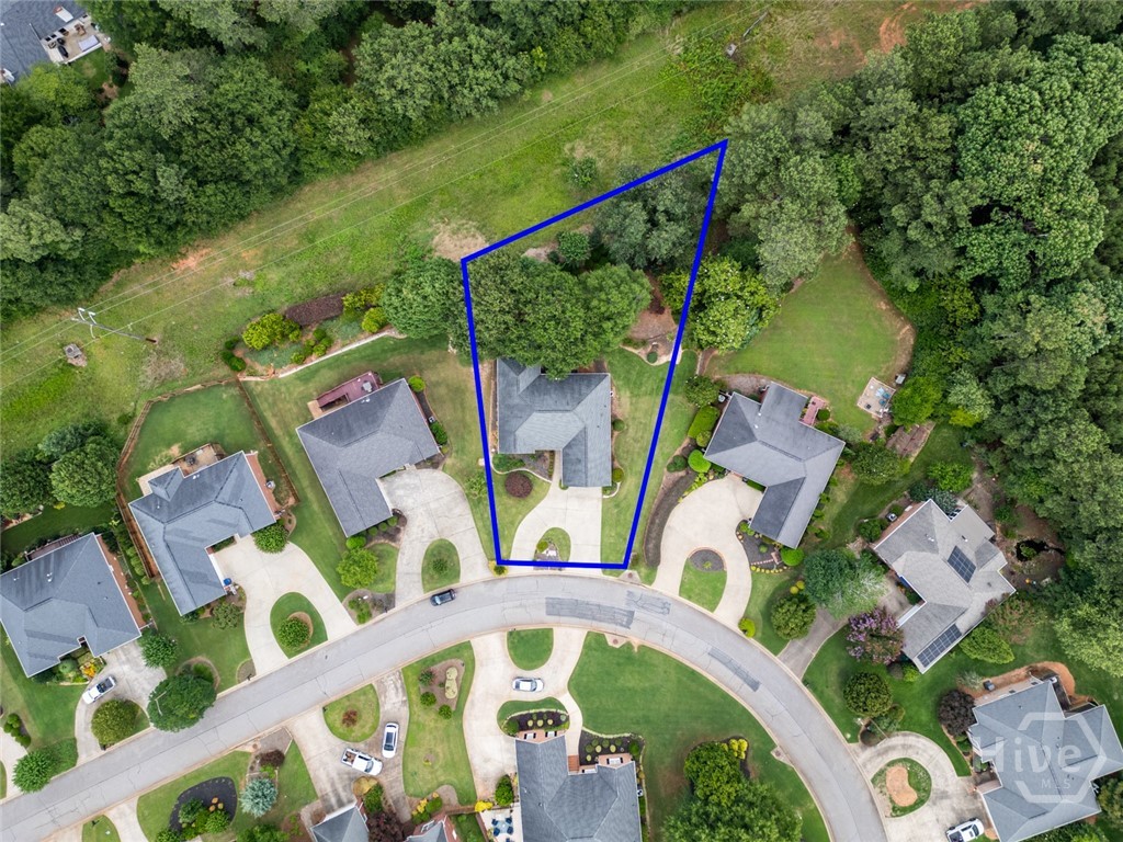645 Saint Ives Drive Property Photo 4