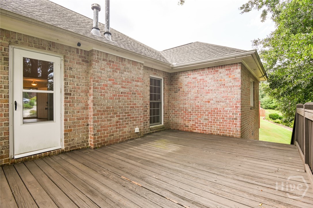 645 Saint Ives Drive Property Photo 11