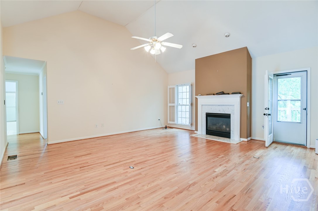 645 Saint Ives Drive Property Photo 19