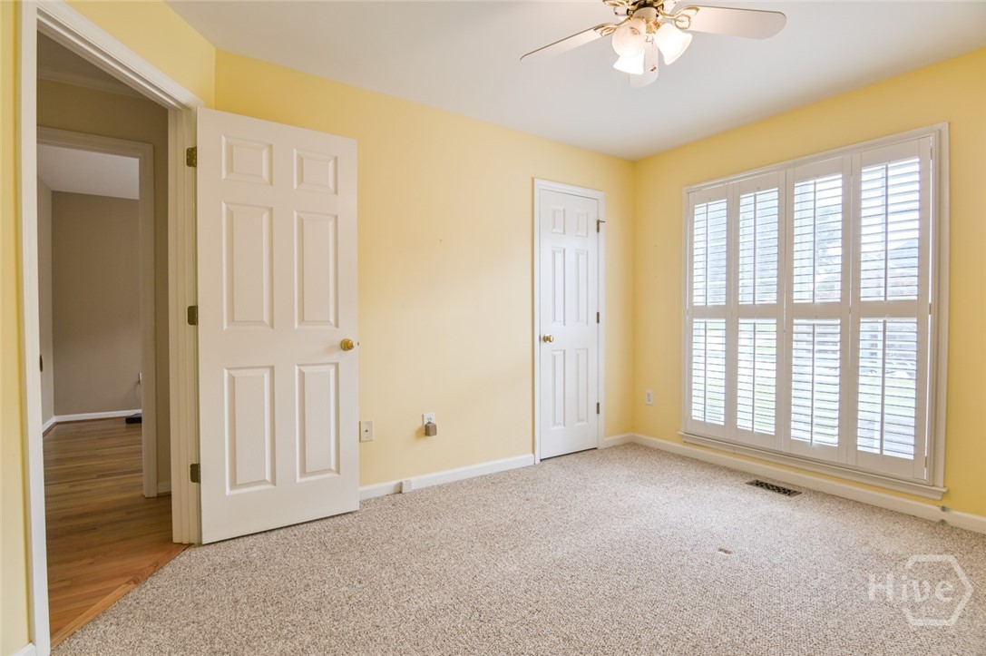645 Saint Ives Drive Property Photo 41