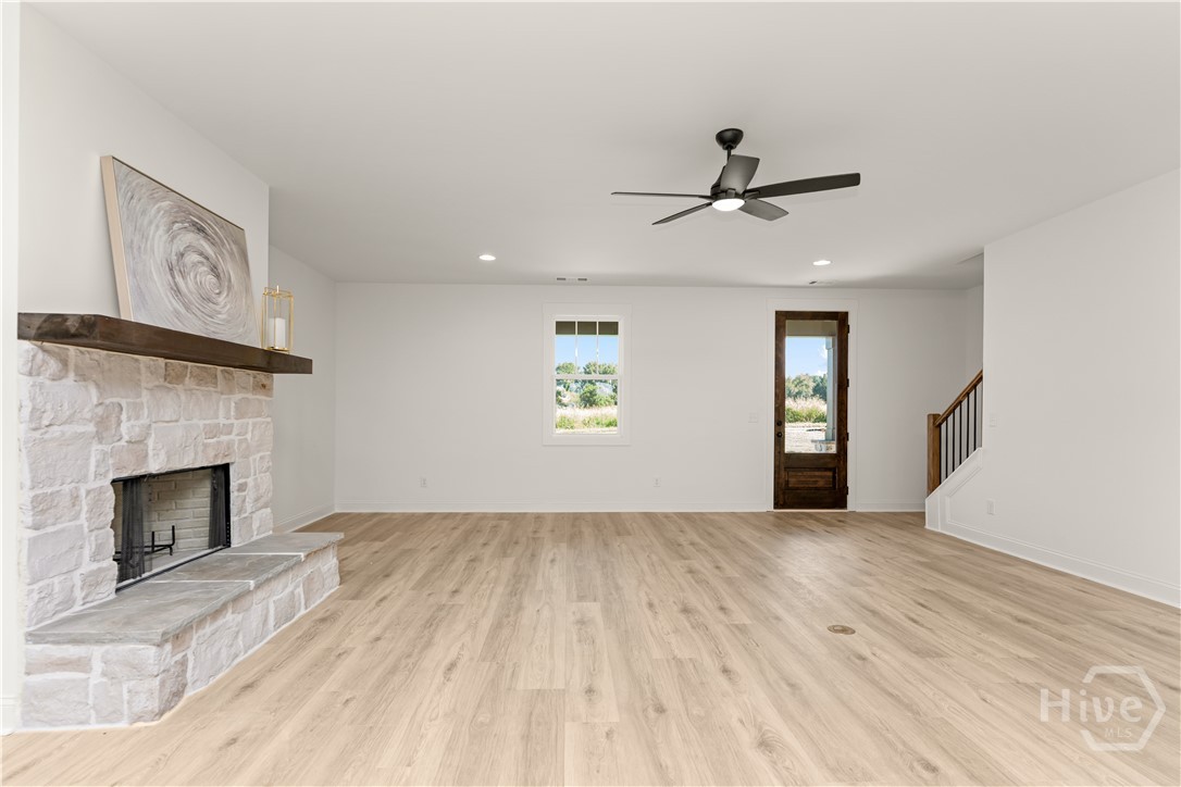 1140 Madison Hills Drive Property Photo 10